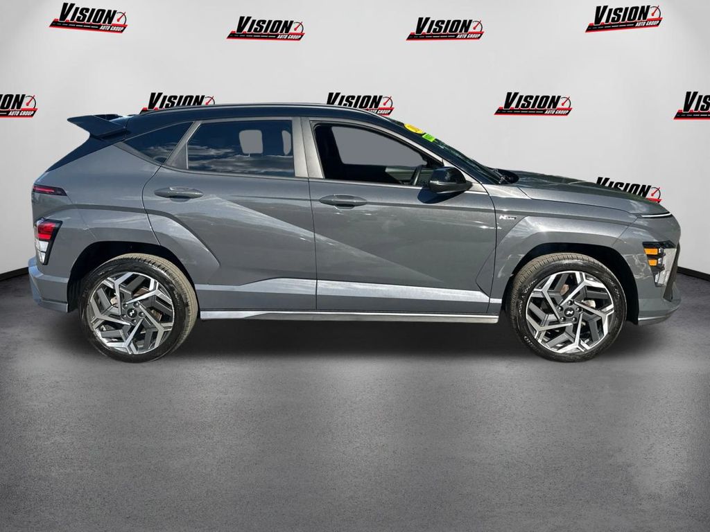 2024 Hyundai Kona N Line photo 4