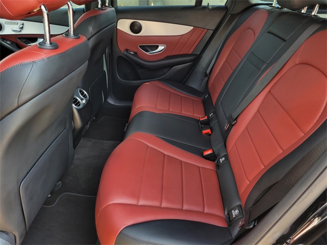 2022 Mercedes Benz GLC 300 photo 25