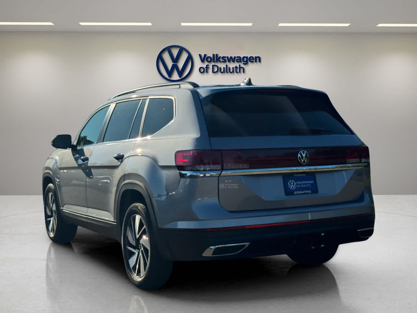 2026 Volkswagen Atlas SE Technology photo 3