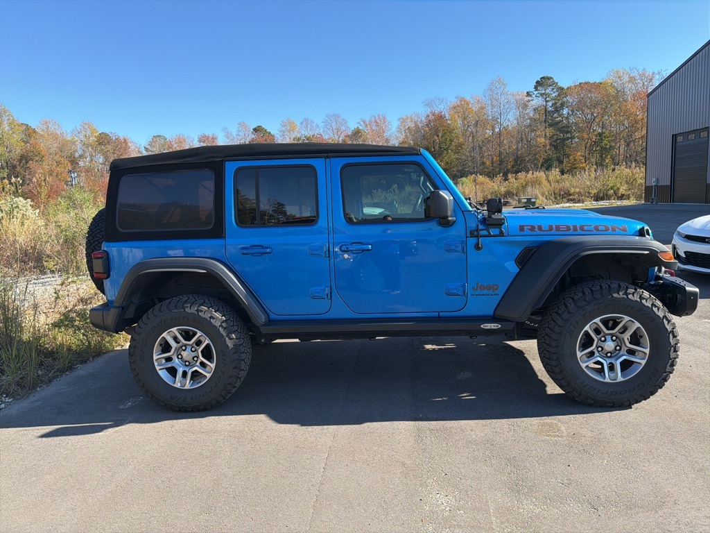 2023 Jeep Wrangler Rubicon photo 2