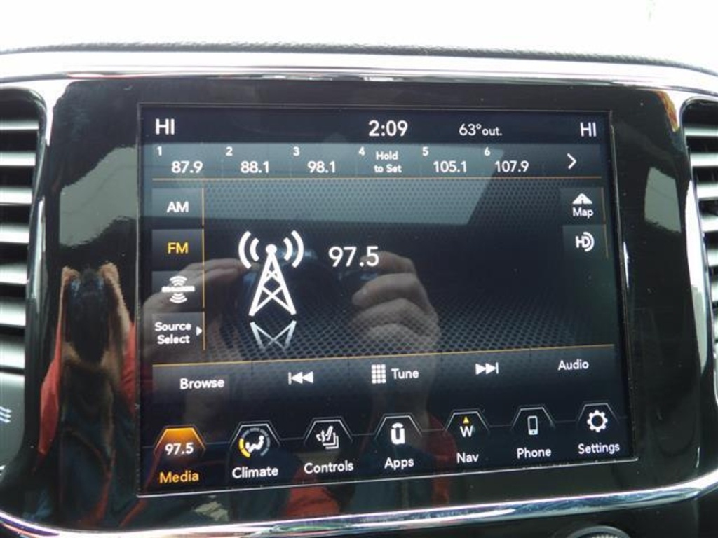 2022 Jeep Cherokee Limited photo 31