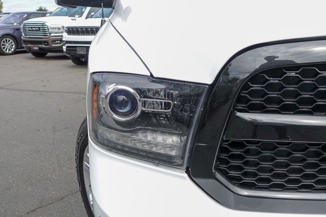 2018 Ram 1500 Sport photo 4