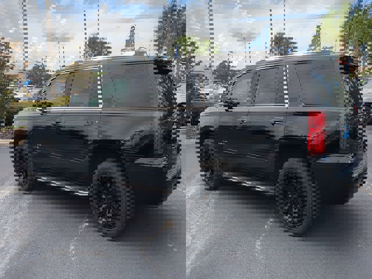 2018 Chevrolet Tahoe Premier photo 11