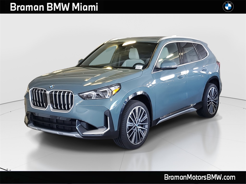 2026 BMW X1 28i's photo