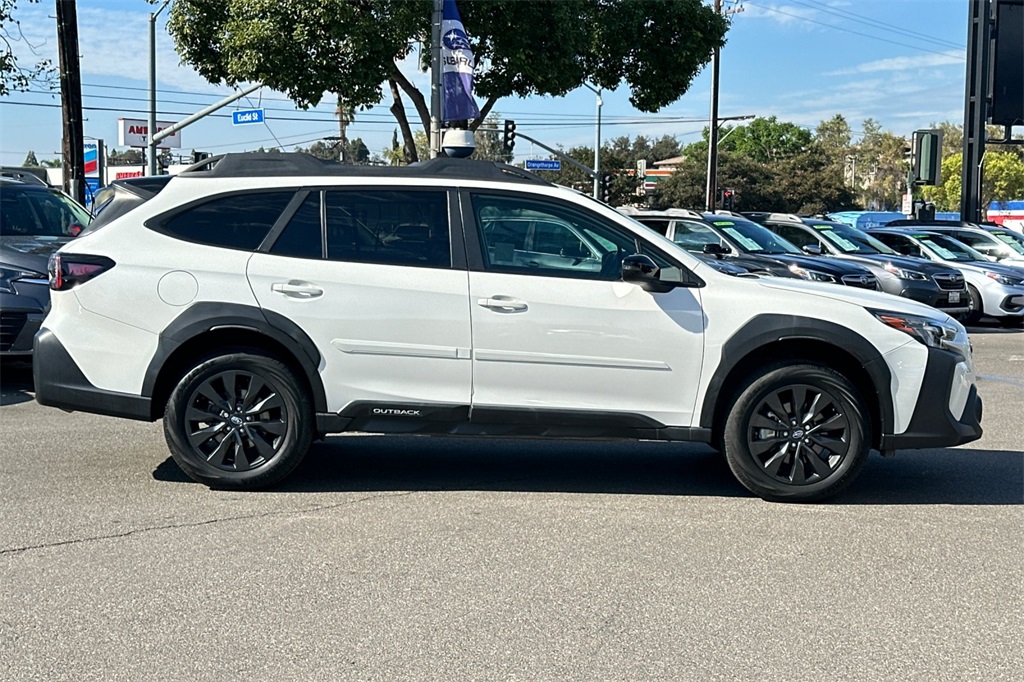 2023 Subaru Outback Onyx Edition XT photo 3