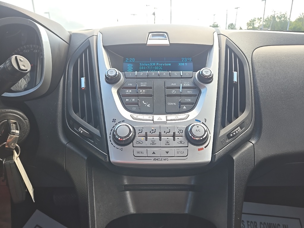 2015 Chevrolet Equinox LS photo 17