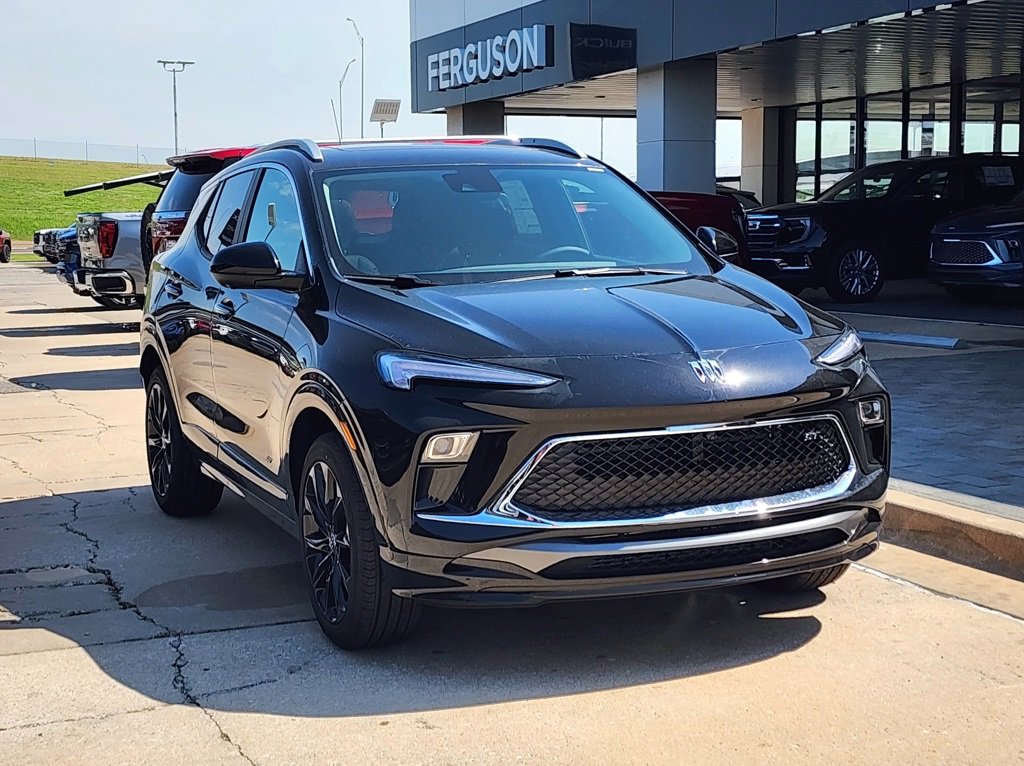 2026 Buick Encore GX Sport Touring photo 2