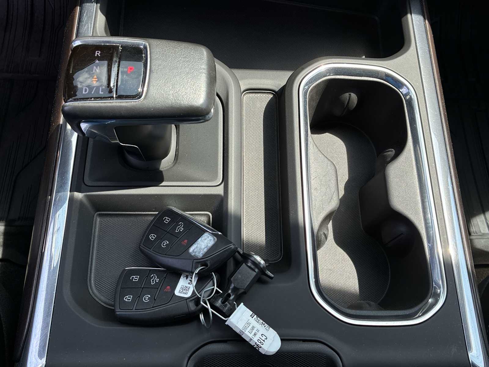2022 Gmc Sierra 1500 SLT photo 16