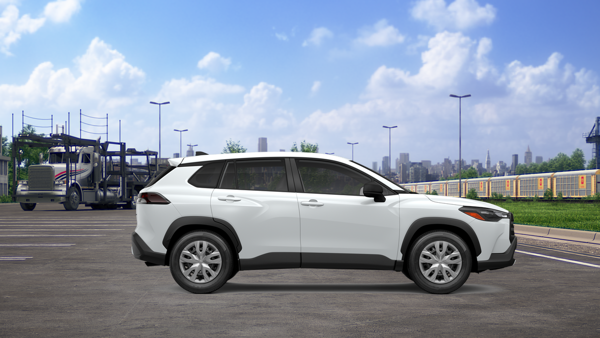 2026 Toyota Corolla Cross L photo 2