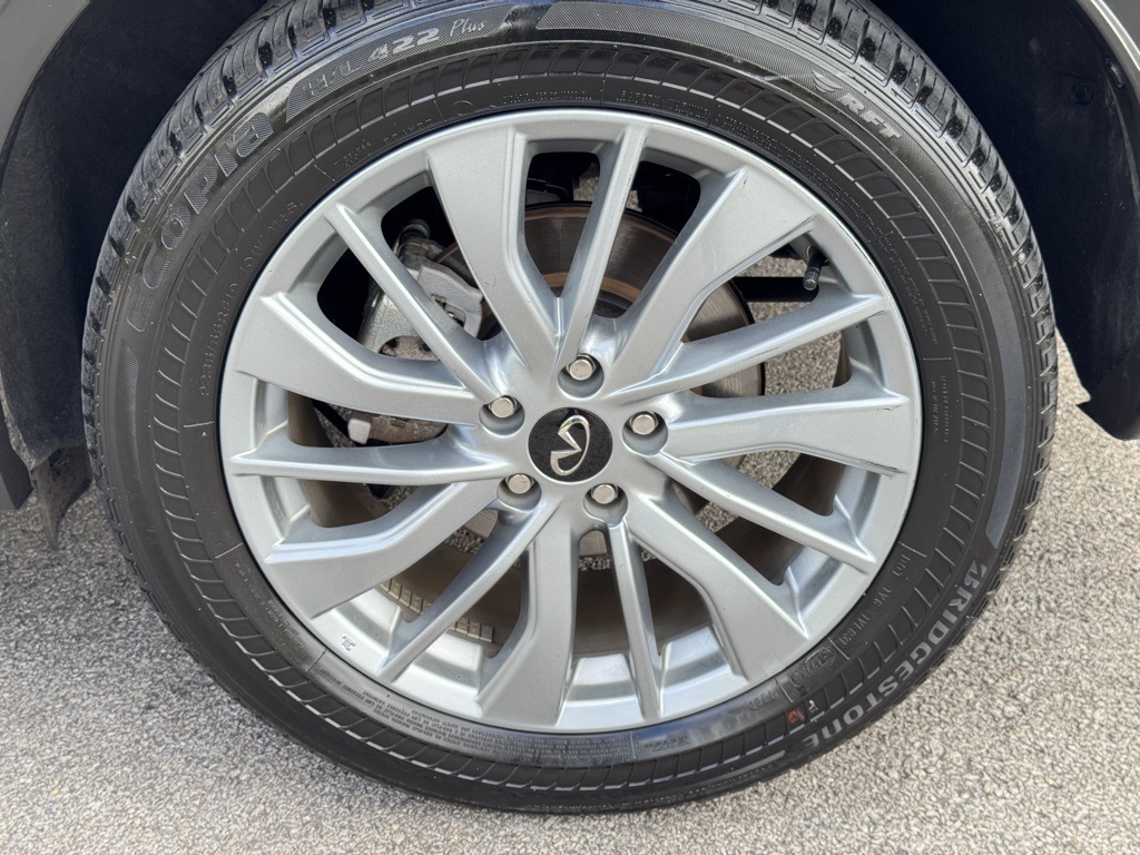 2024 Infiniti QX50 Luxe photo 7