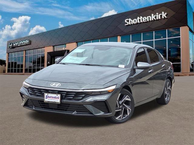 2025 Hyundai Elantra Limited's photo