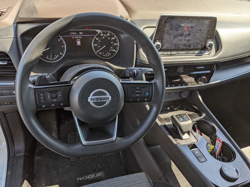 2021 Nissan Rogue SV photo 10