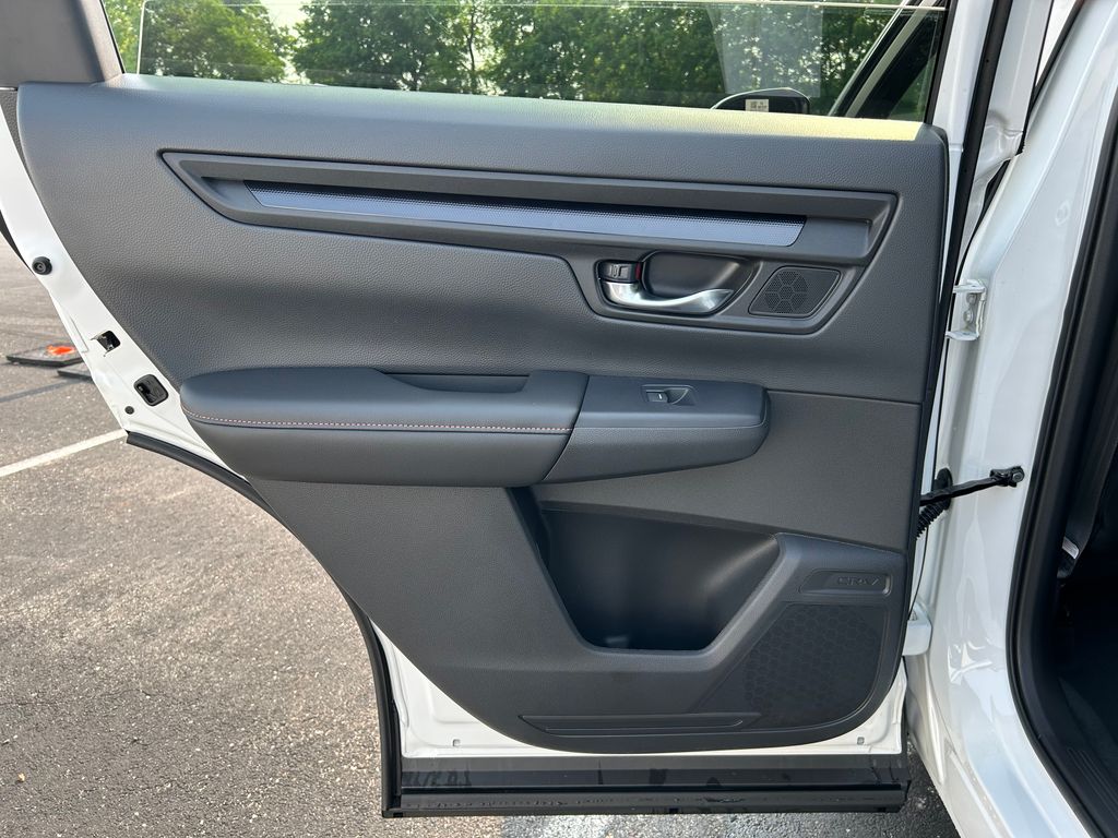 2026 Honda CR-V Hybrid Sport-L photo 18