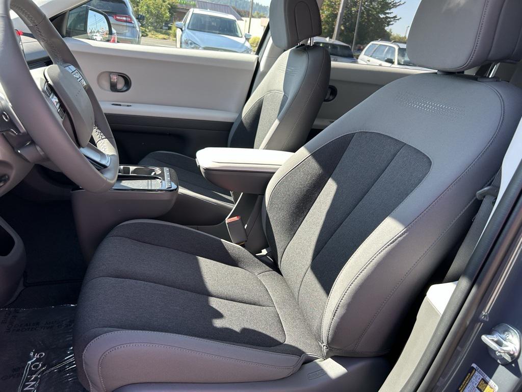 2025 Hyundai Ioniq 5 SE photo 21