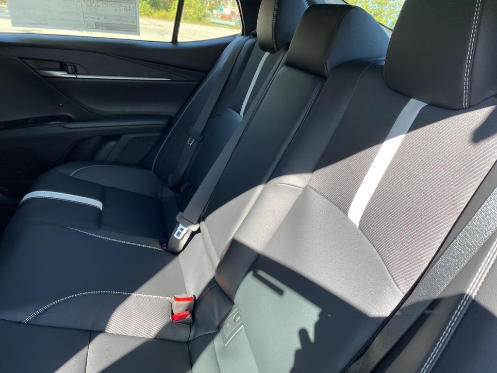 2026 Toyota Camry photo 5