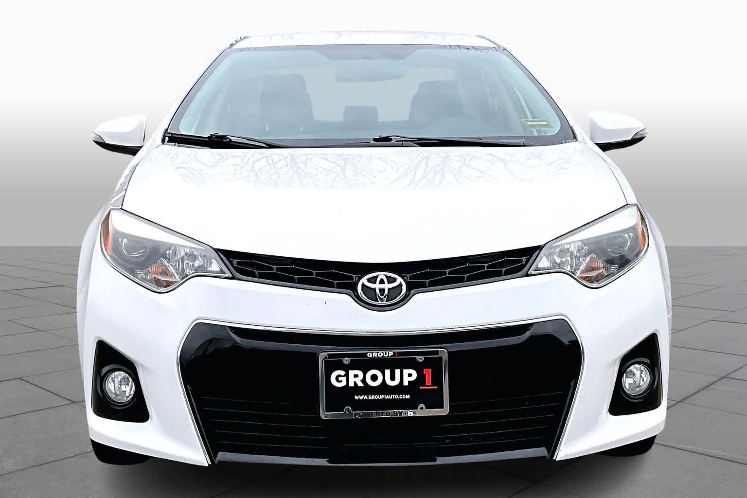 2015 Toyota Corolla Plus photo 3