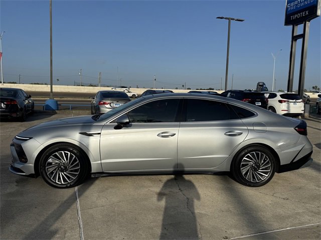 2024 Hyundai Sonata Hybrid Limited photo 3