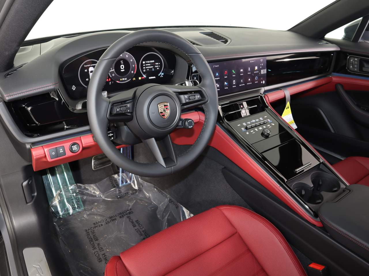 2025 Porsche Panamera 4 photo 4