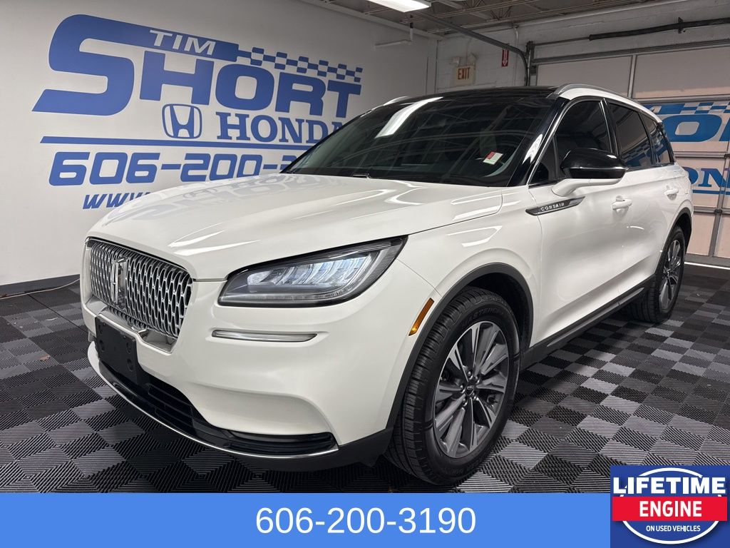 2021 Lincoln Corsair Reserve's photo