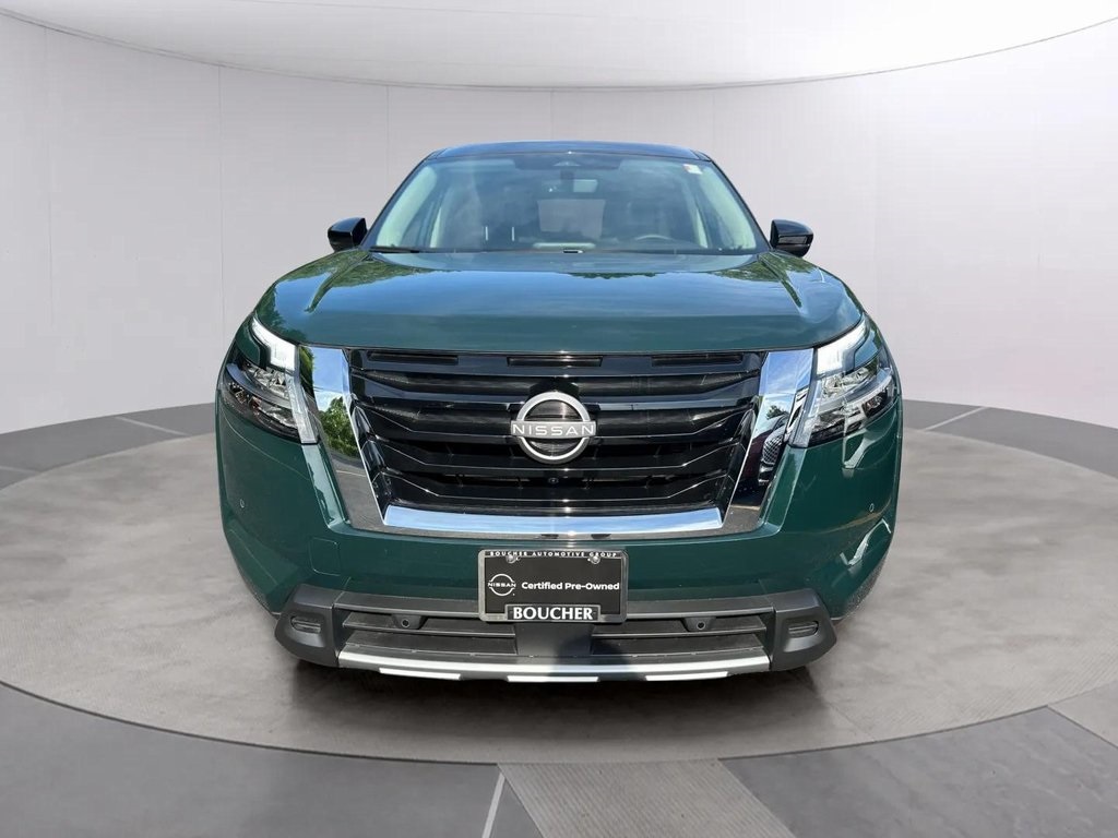 2024 Nissan Pathfinder SL photo 9