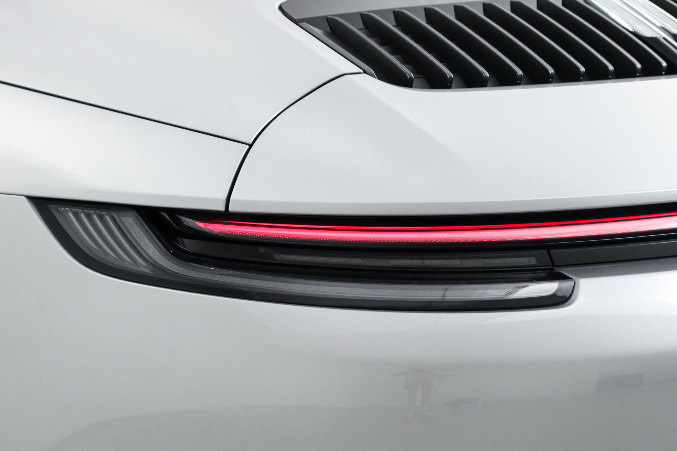 2024 Porsche 911 4 GTS Cabriolet photo 15