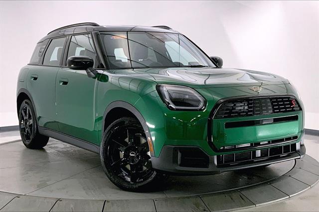 2026 MINI Countryman S's photo