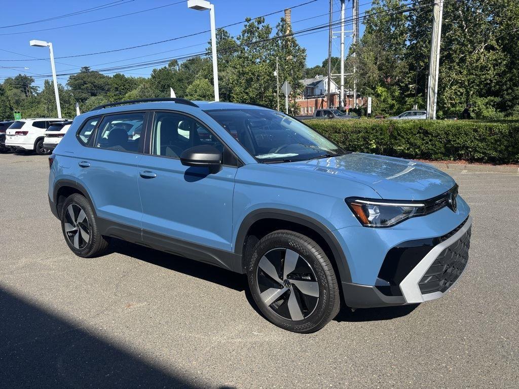 2025 Volkswagen Taos S photo 7