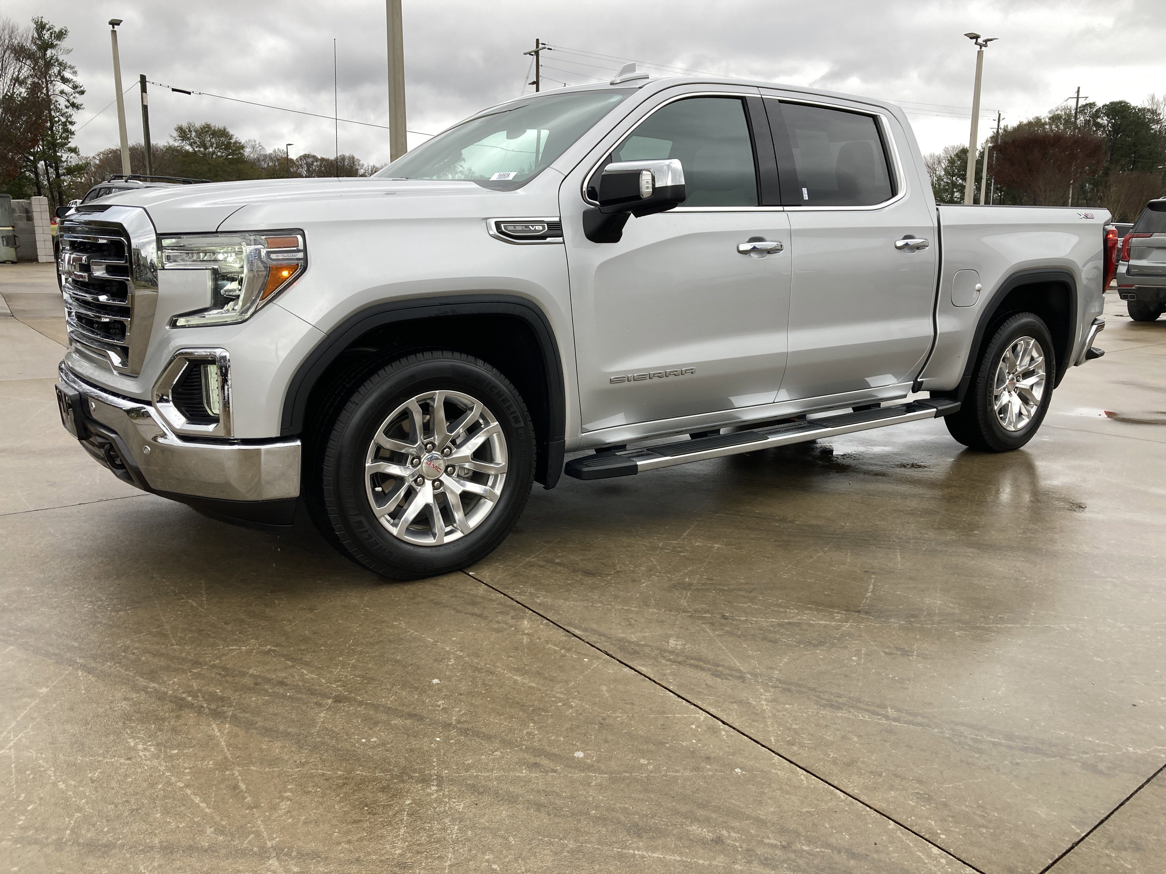 2020 GMC Sierra 1500 SLT's photo