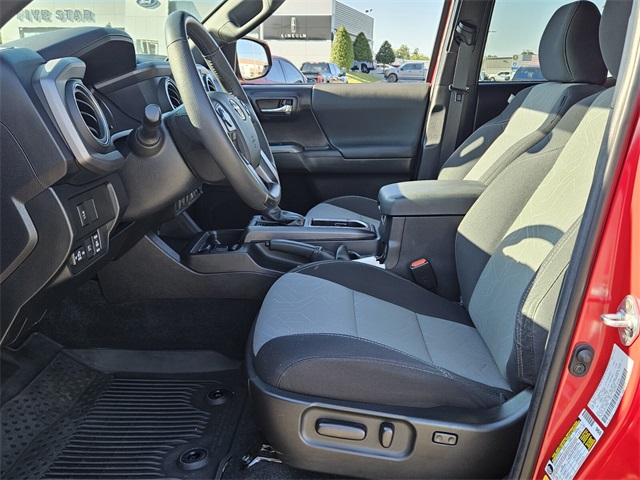 2023 Toyota Tacoma TRD Sport V6 photo 11