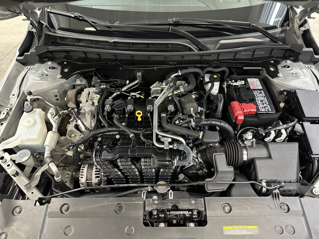 2023 Nissan Altima 2.5 SR photo 34