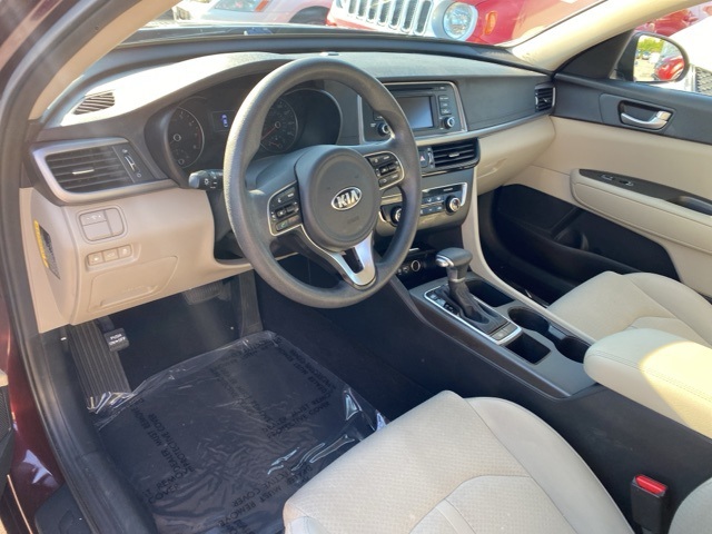 2016 Kia Optima LX photo 8