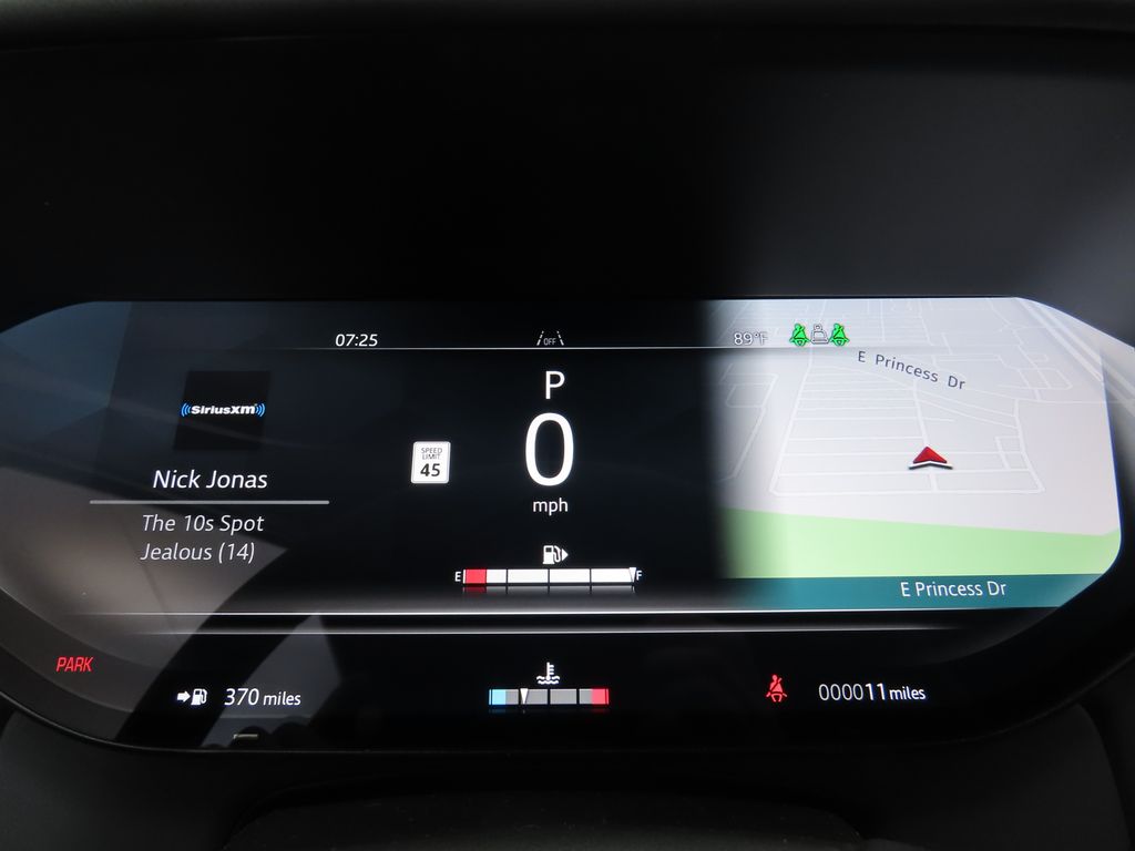 2025 Land Rover Range Rover SE photo 31