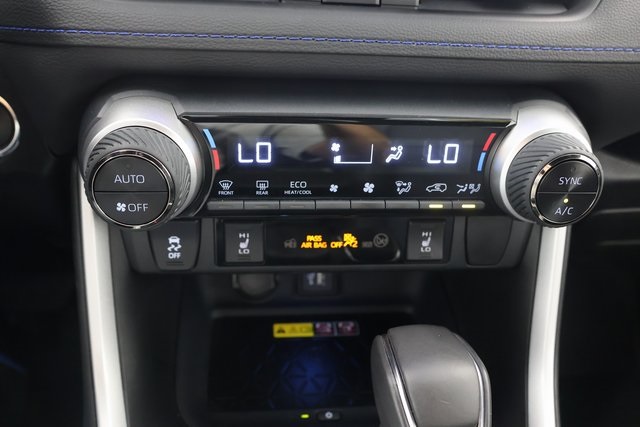 2023 Toyota RAV4 Hybrid XSE photo 13