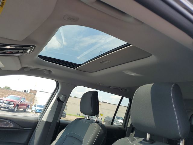 2022 Jeep Grand Cherokee Laredo photo 6