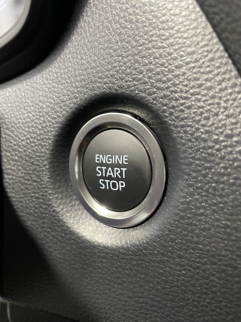 2025 Toyota Corolla SE photo 34