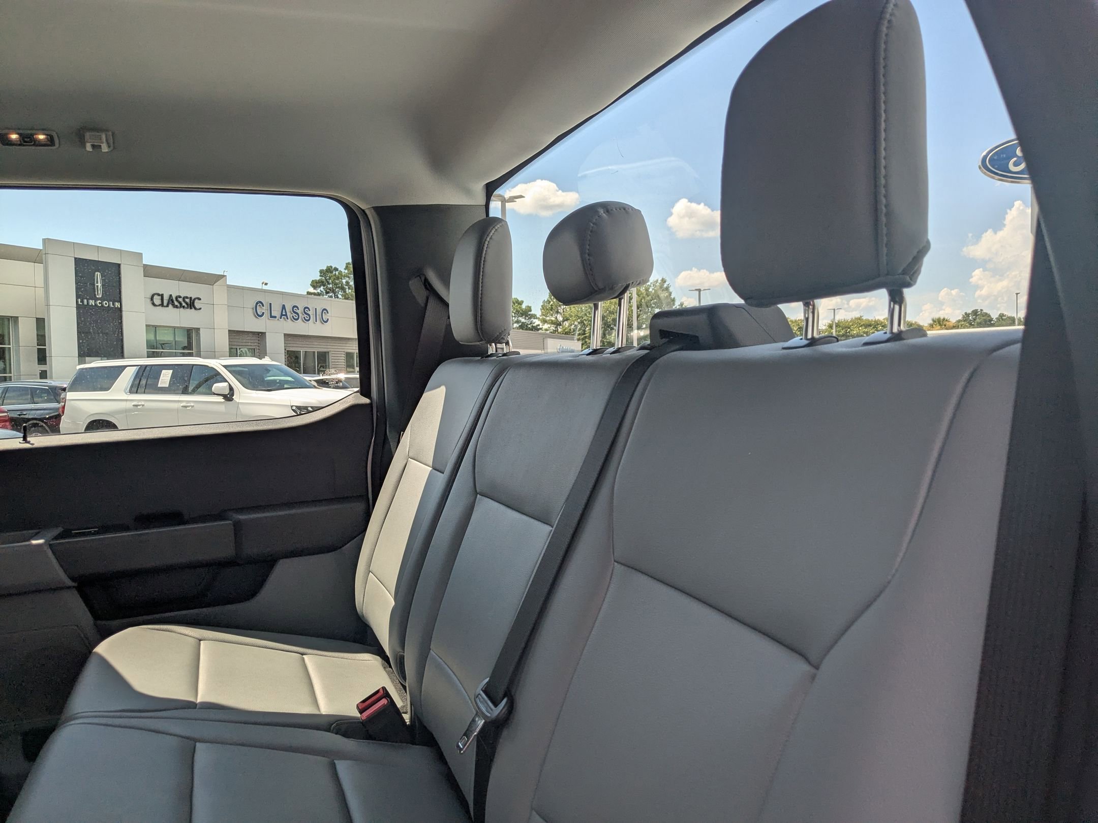 2025 Ford F-350 XL photo 25