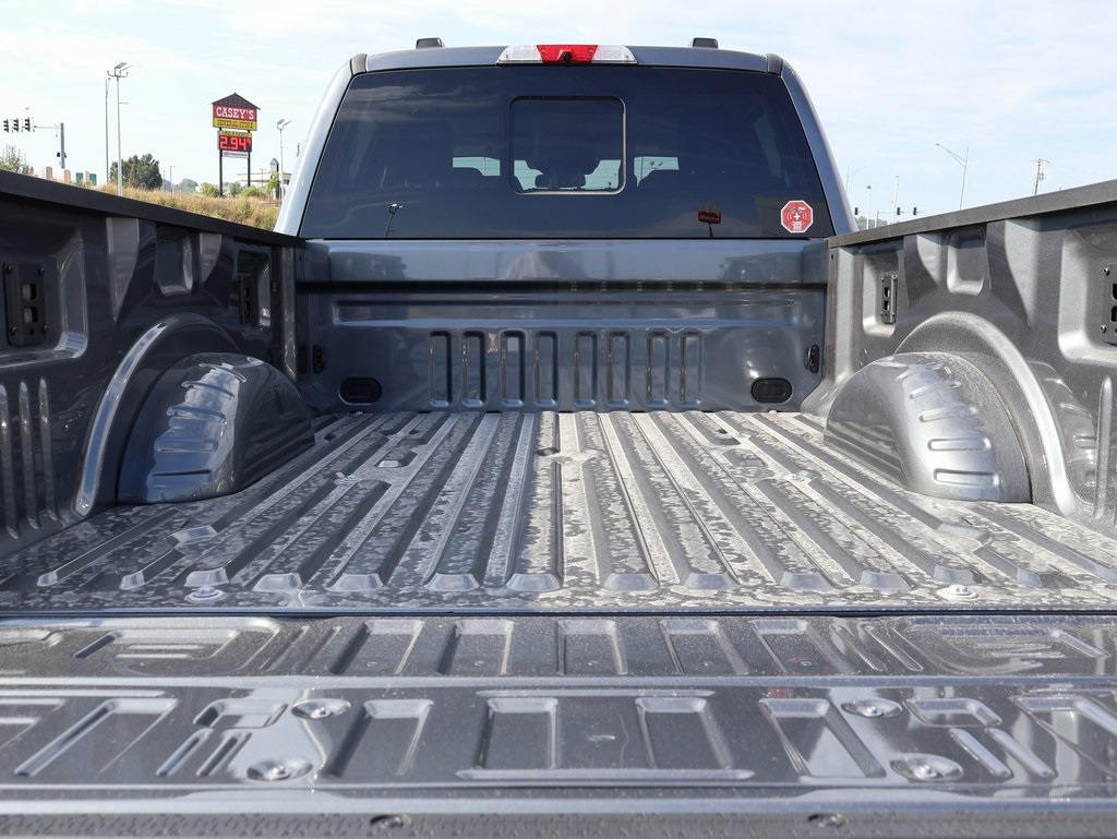 2026 Ford F-250 Lariat photo 13