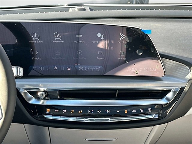 2026 Cadillac Lyriq Luxury photo 3