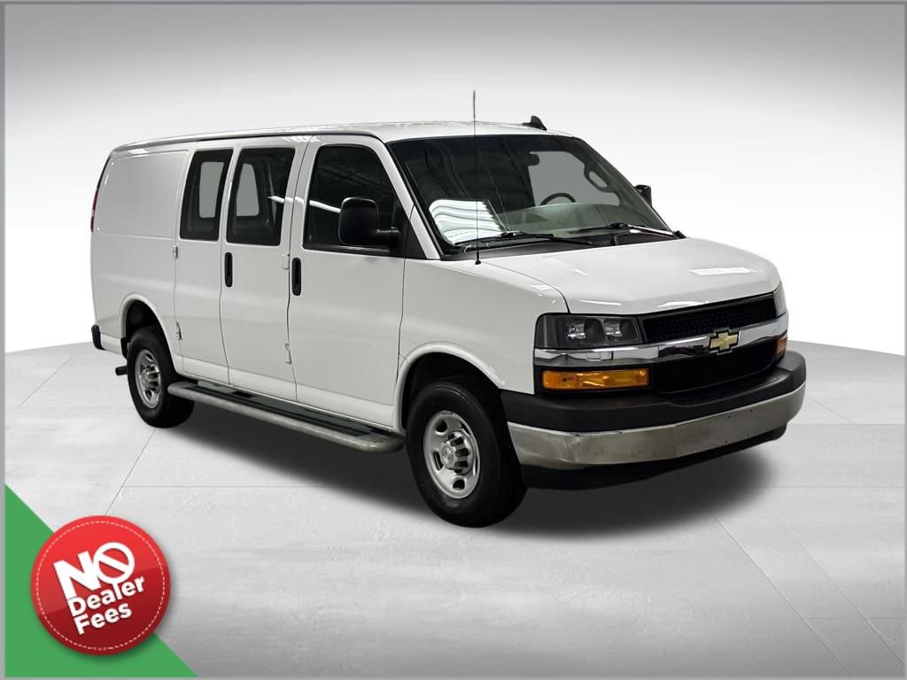 2024 Chevrolet Express Cargo Work Van's photo