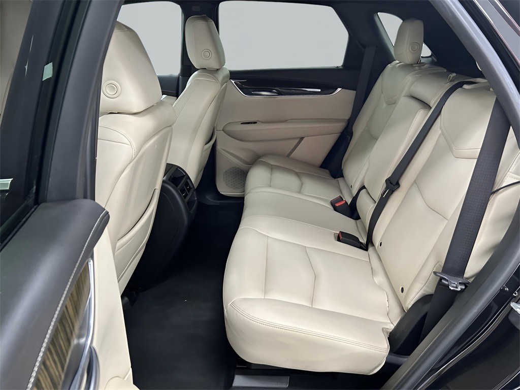 2017 Cadillac XT5 Base photo 10