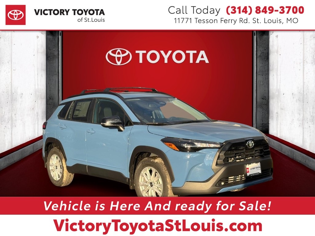 2026 Toyota Corolla Cross LE's photo