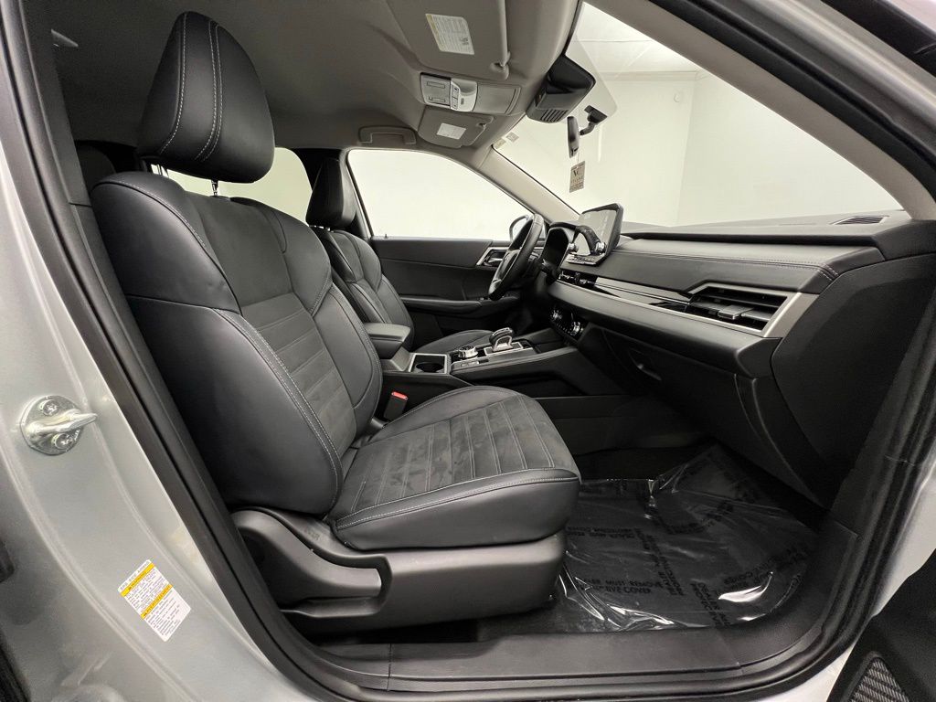 2024 Mitsubishi Outlander SE S-AWC photo 31