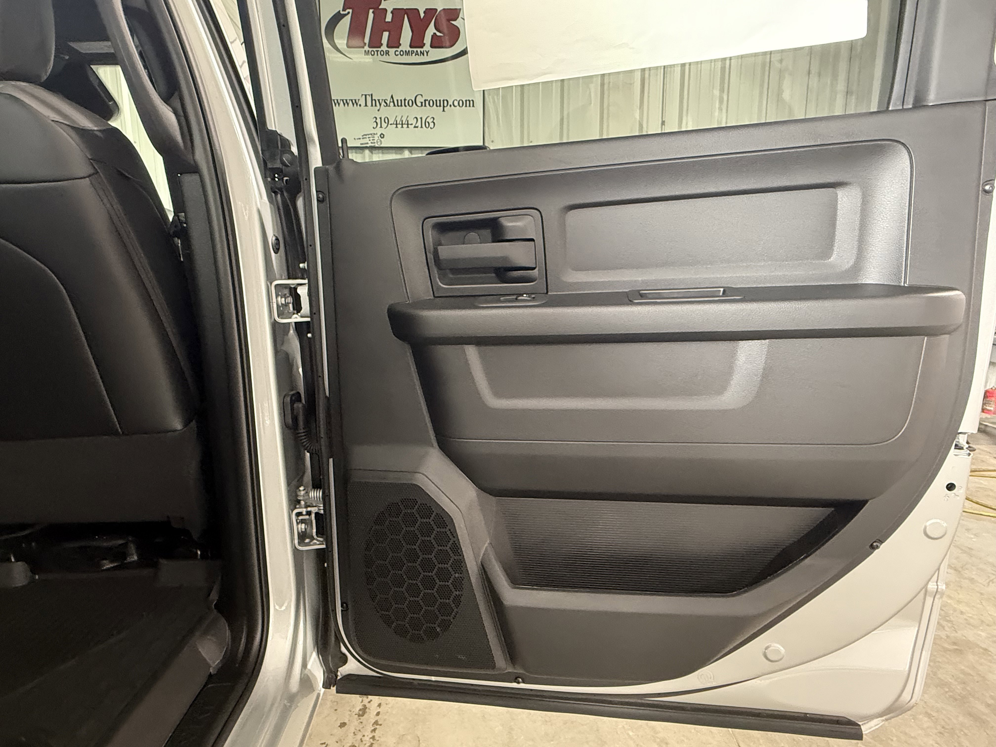 2026 Ram 2500 Tradesman photo 4
