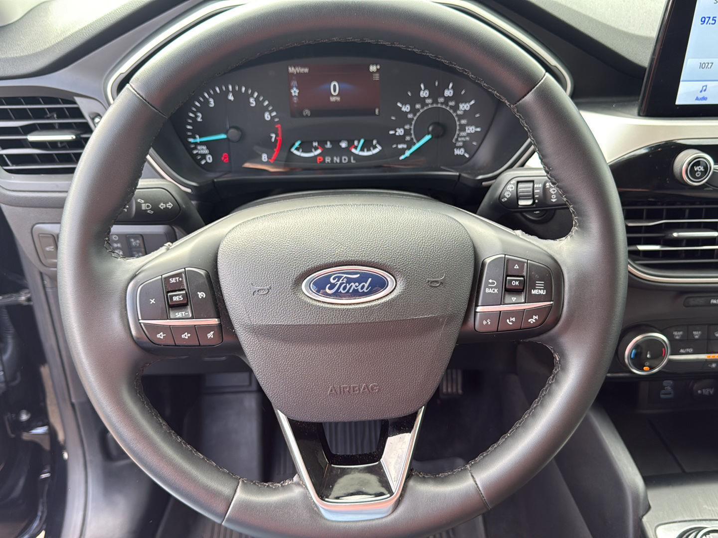 2022 Ford Escape SE photo 17