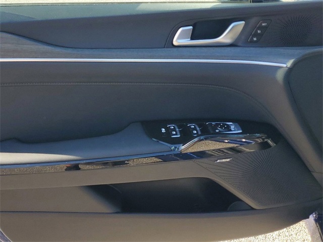 2025 Kia K5 EX photo 6
