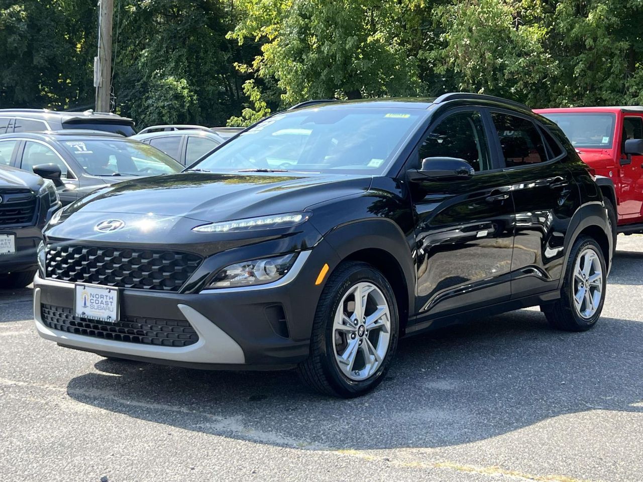 Used 2022 Hyundai Kona SEL with VIN KM8K62AB7NU767715 for sale in Glen Cove, NY