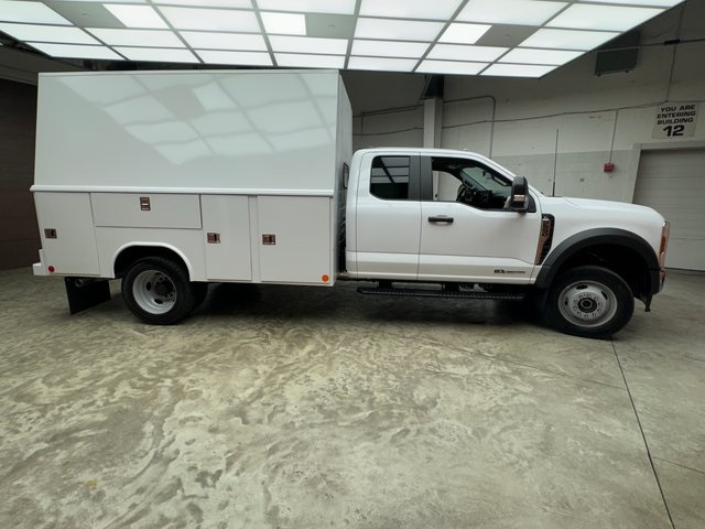 2024 Ford F-550 XL photo 5