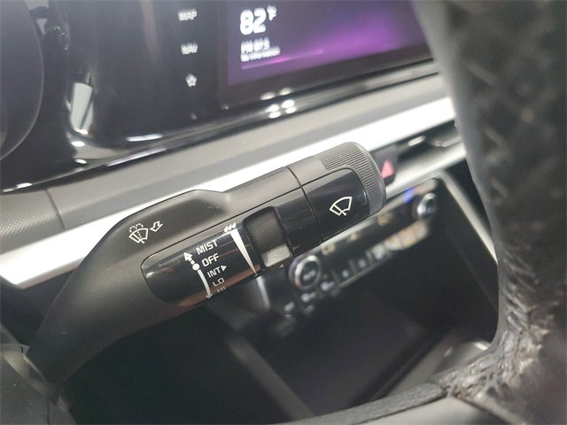 2022 Kia K5 GT-Line photo 18