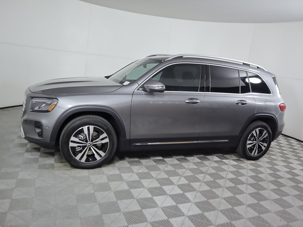 2026 Mercedes Benz GLB 250 photo 8