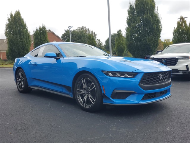 2024 Ford Mustang EcoBoost Premium photo 3